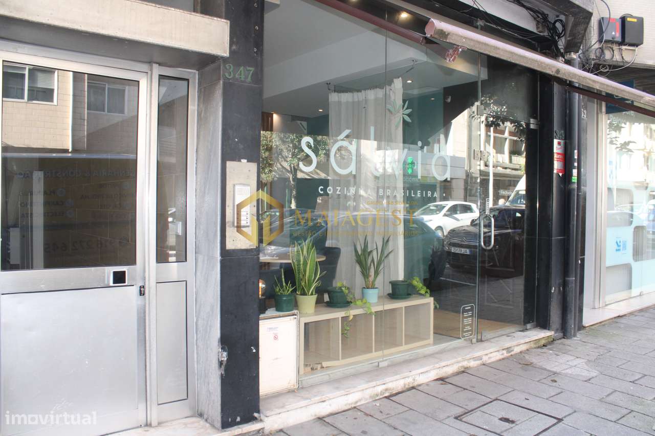 Trespasse de Restaurante perto da Casa da Música-29