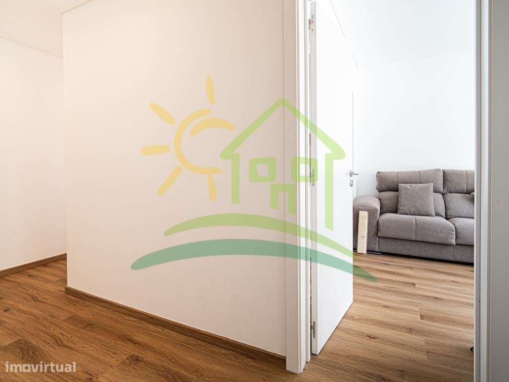 Apartamento T1 Tot. Remodelado Olival Basto Terraço 80m2-29