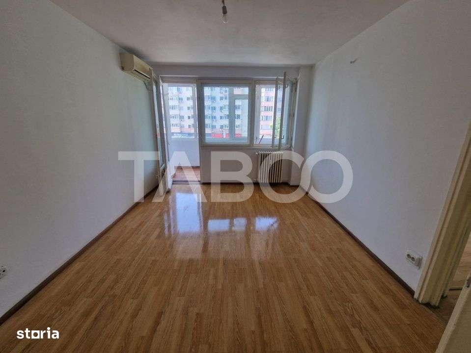 De vanzare apartament 2 camere Obor balcon mare proximitate excelenta - Imagine principală: 4/13