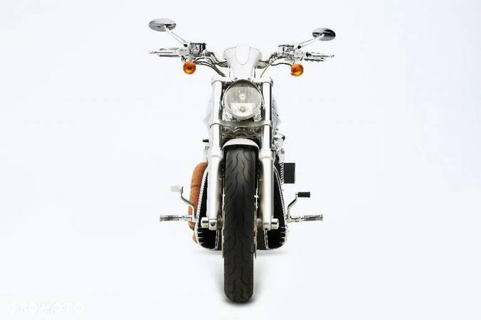 Harley-Davidson Softail V-Rod - 3