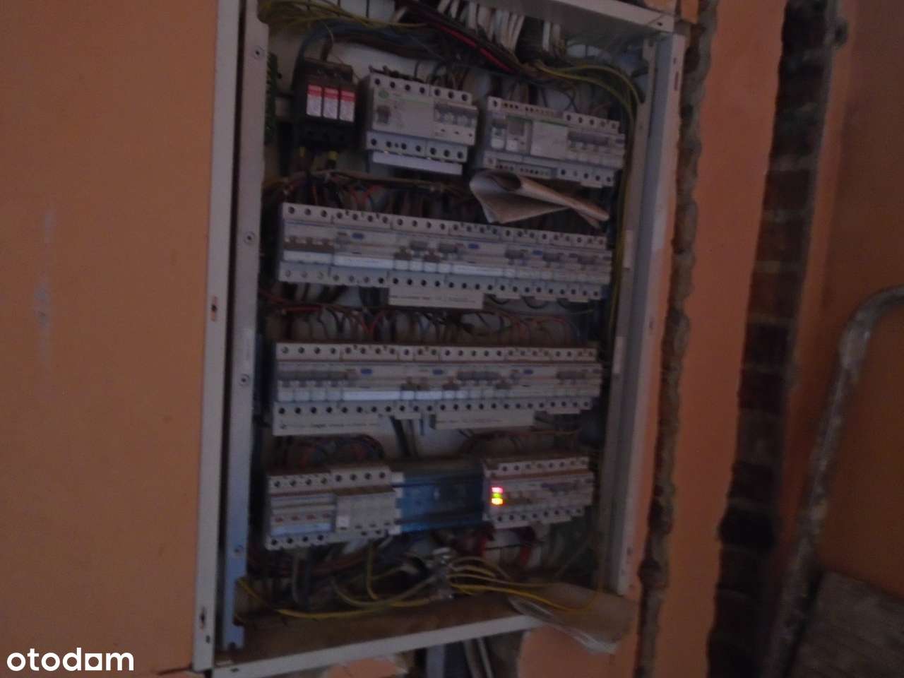 Budynek w trakcie remontu do wykończenia ul. Bytomskiej 0% prowizji-14