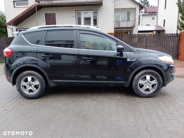 Ford Kuga - 3