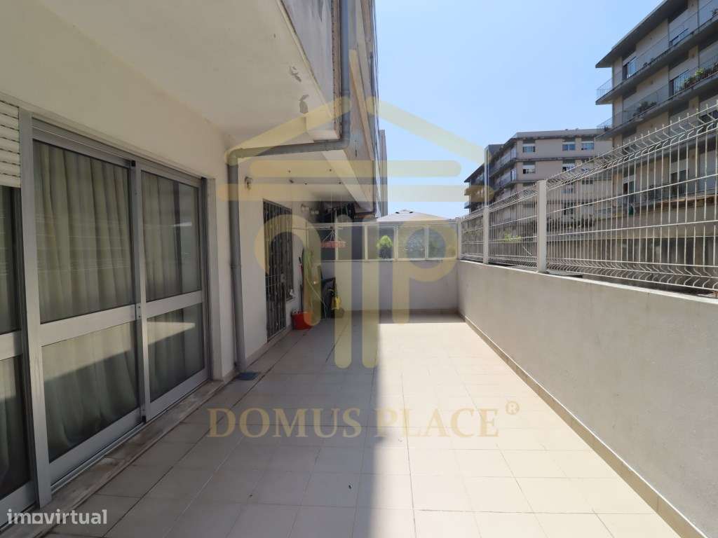 Apartamento T3 no Castelo da Maia com Terraço, 3 Frentes e Lugar de...-52