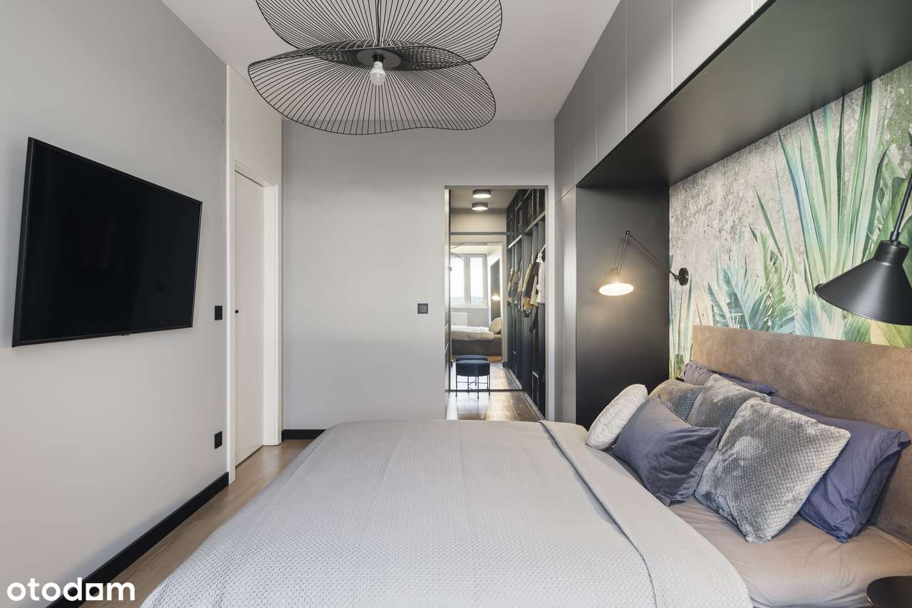 Elegancja w odcieniach granatu | 80 m² | 4 pokoje z widokiem na niebo-12