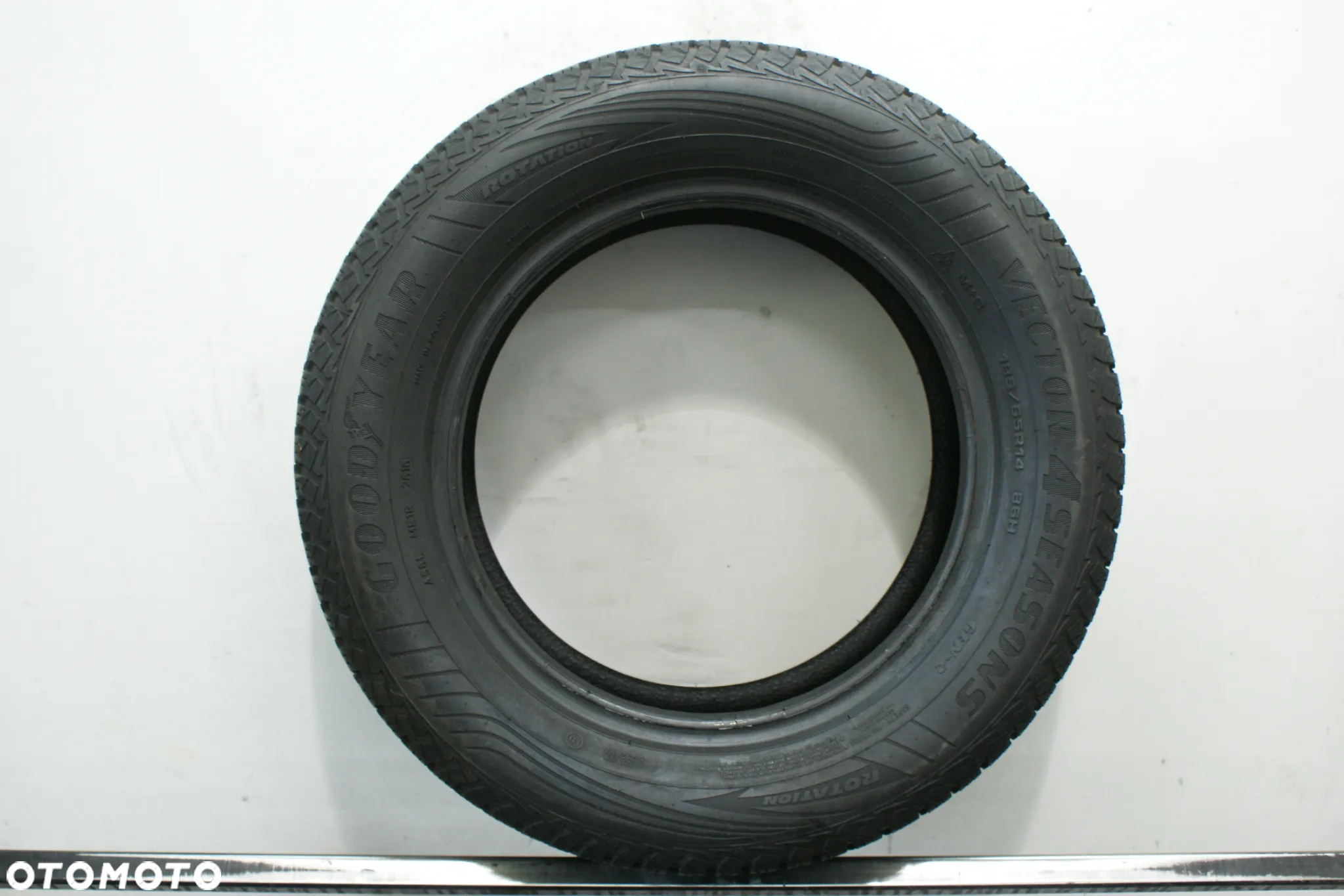 185/65R14 GOODYEAR VECTOR 4SEASONS , 6,7mm - 3