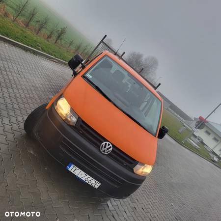 Volkswagen Transporter - 1