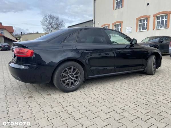 Audi A4 1.8 TFSI Attraction - 4