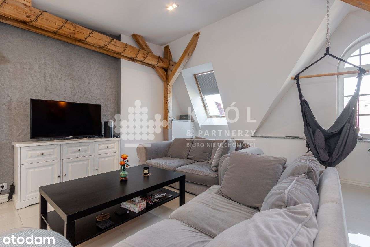 Nietuzinkowe mieszkanie w sercu miasta!-4