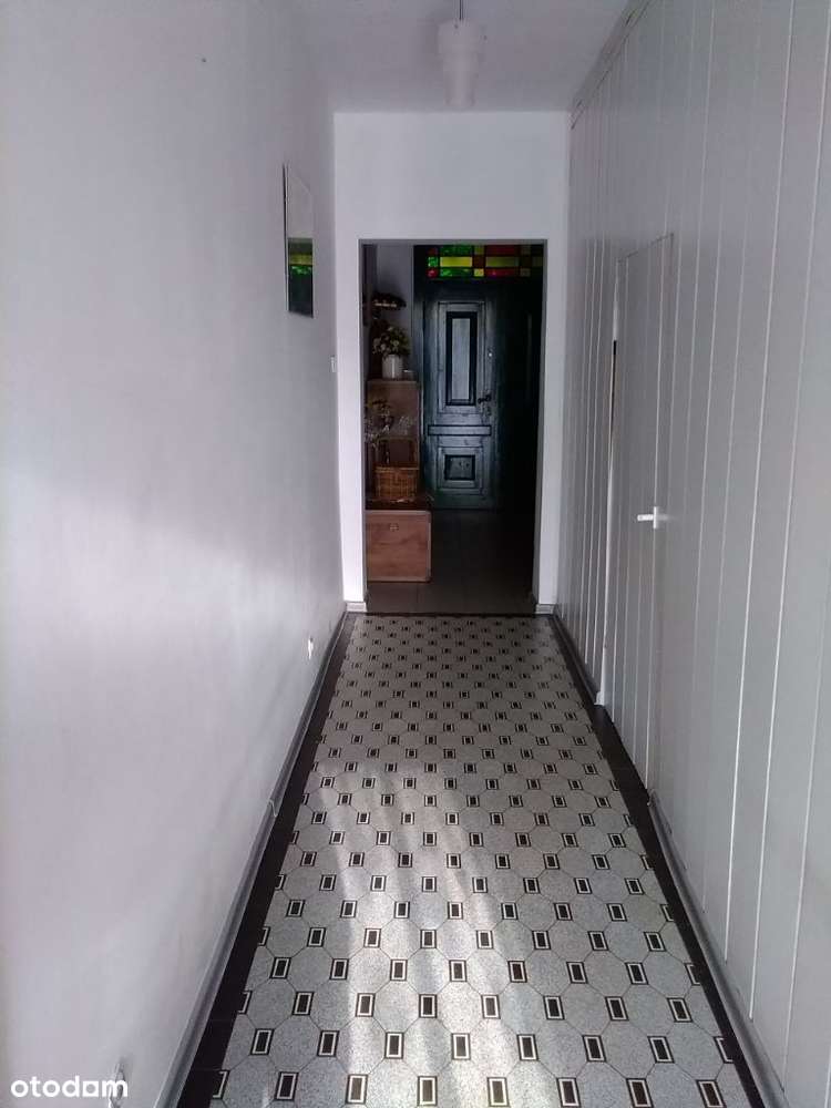 Dom z 7 pokojami w malowniczej okolicy - Pełny obrazek: 4/20