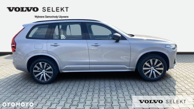 Volvo XC 90 - 7