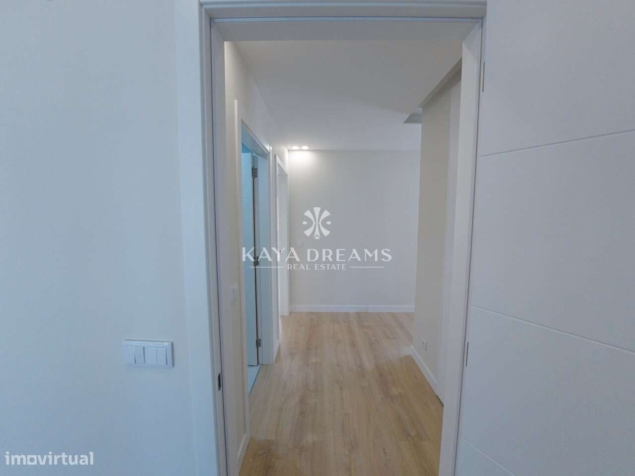 Moradia Nova T5 no Bairro do  Trigache em Famões, Odivelas-25