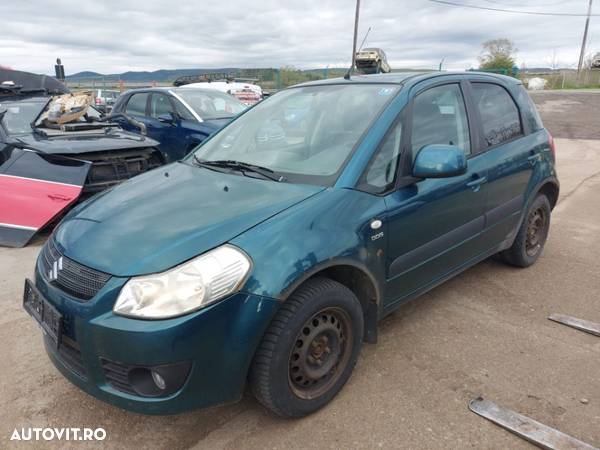 Dezmembram Suzuki SX4, an 2007, 1.9 diesel - 3