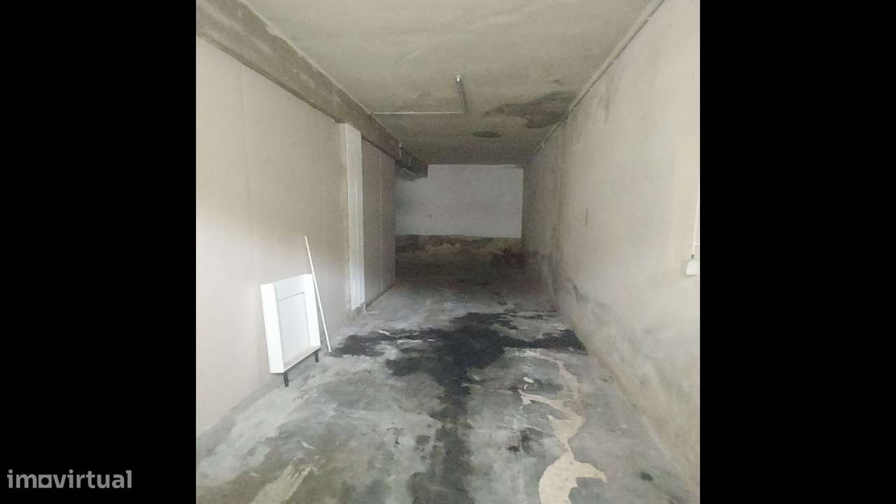 Apartamento T2 Duplex com Terraço e Garagem-5