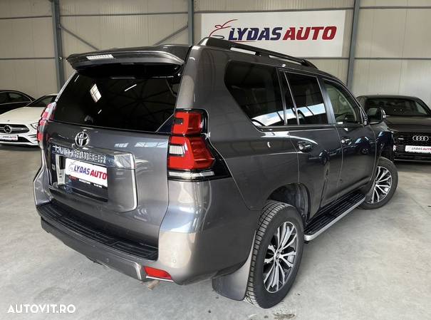 Toyota Land Cruiser 2.8l D-4D 204 CP A/T 7 locuri Executive - 2