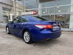 Toyota Camry 2.5 Hybrid Dynamic - 3