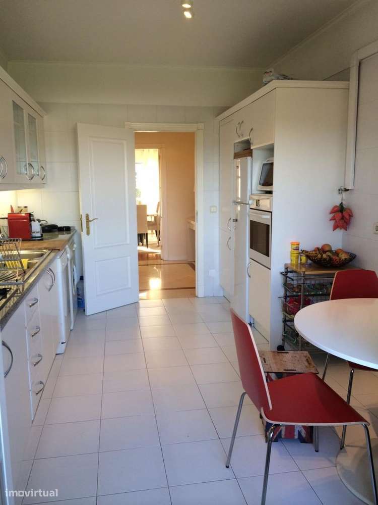 Apartamento T2 + 1 com piscina, Quinta da Beloura, Sintra - Grande imagem: 5/13