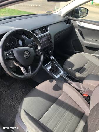 Skoda Octavia 1.5 TSI ACT Business - 4