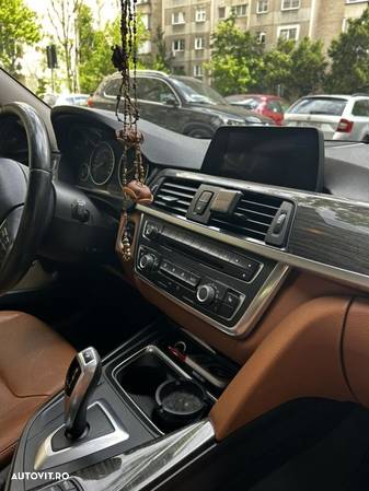 BMW Seria 3 320d Efficient Dynamic Edition Aut. Luxury Line - 6