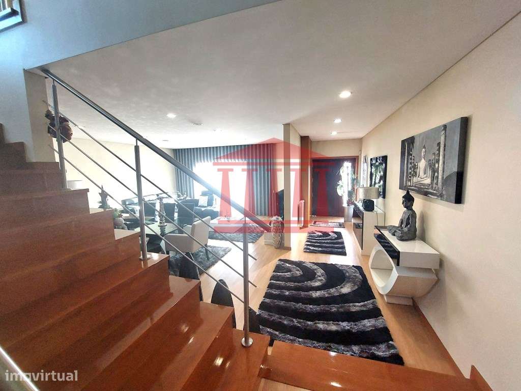 MORADIA V4 SEMINOVA-9