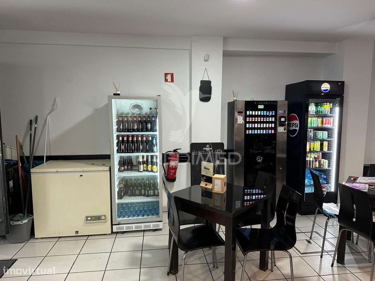 Oportunidade Única: Trespasse de Café/Bar em Zona Universitária! - Grande imagem: 4/7