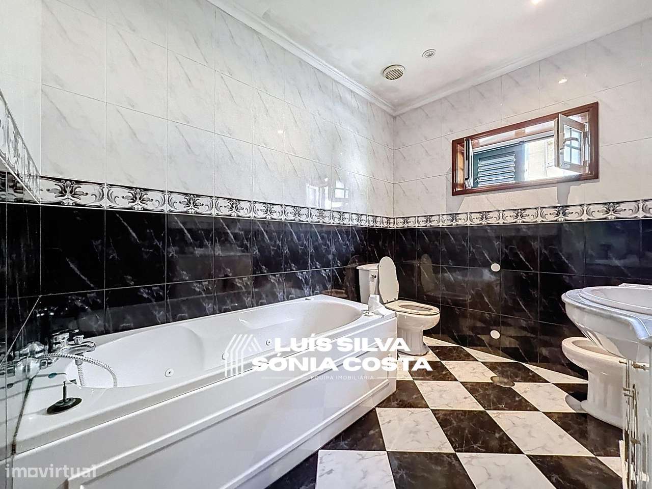 Moradia T3 Independente c/ Jardim, Áreas Generosas, Garagem p/...-29