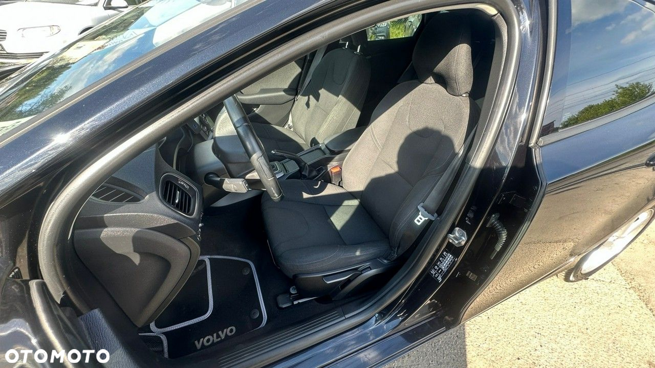 Volvo V40 - 29