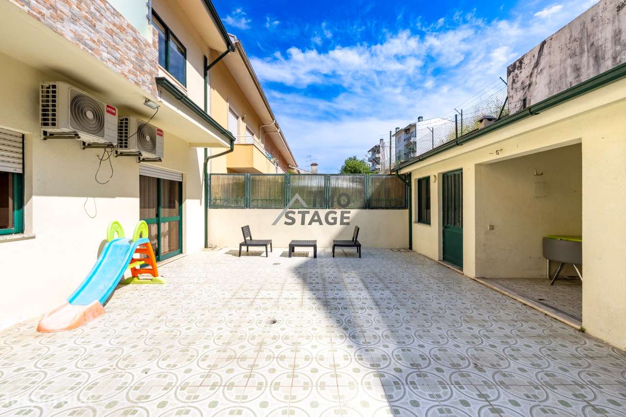 Moradia T4 | Espaço Exterior Privativo | Campo – Valongo-11