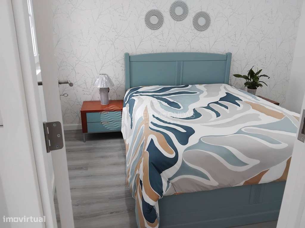 Moradia T1 totalmente renovada, com terraço, no centro do Porto.-12