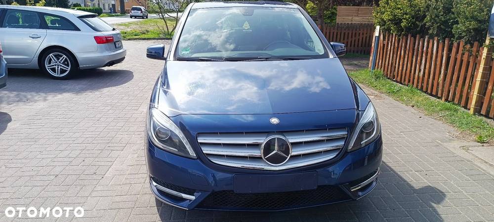 Mercedes-Benz Klasa B 180 CDI (BlueEFFICIENCY) - 4