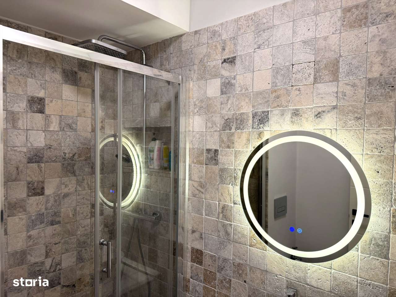 Casa moderna, 2025, cu terase generoase si arhitectura premium-8