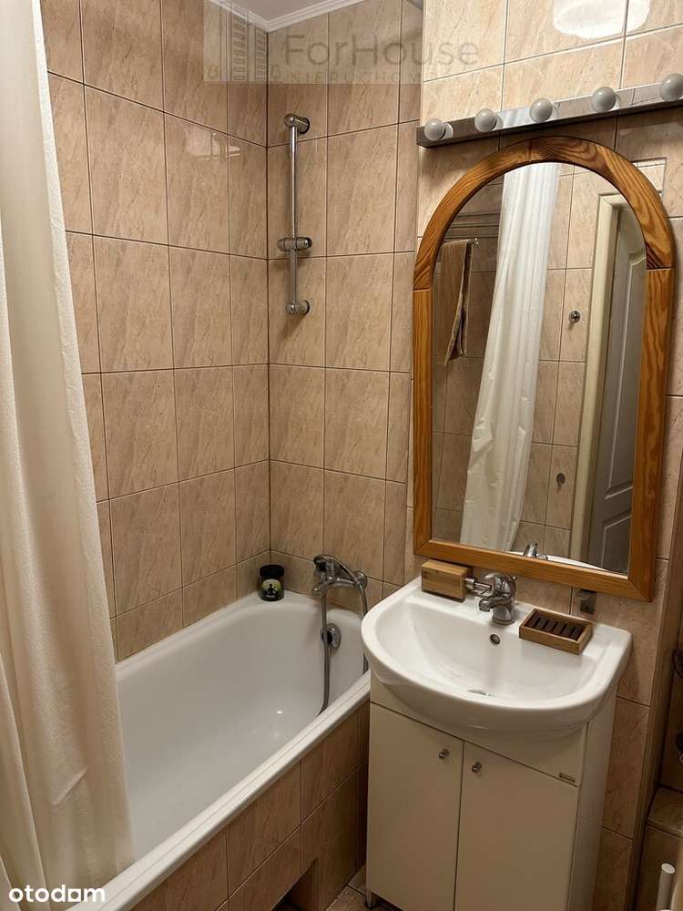 Parking! Klimatyzacja. Widok na wieżowce. - Pełny obrazek: 5/9