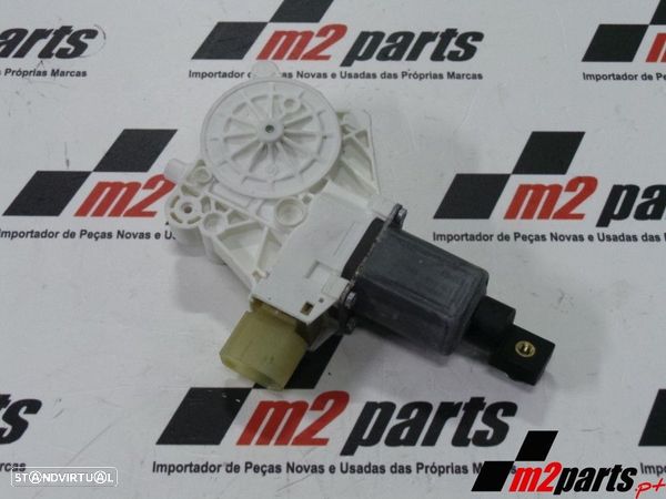 Motor elevador Esquerdo/Frente Seminovo/ Original BMW Série 3/BMW Z4 67626952085 - 1