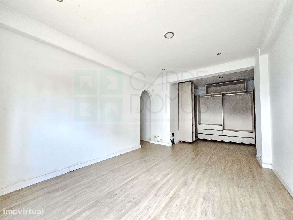 Espaçoso apartamento T3 na Ramada, Odivelas-10