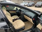 Peugeot 407 SW HDi 205 Bi-Turbo Platinum - 24