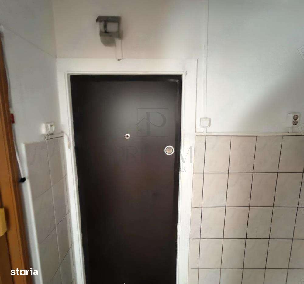 Garsoniera- Calea Buziasului - Imagine principală: 2/5