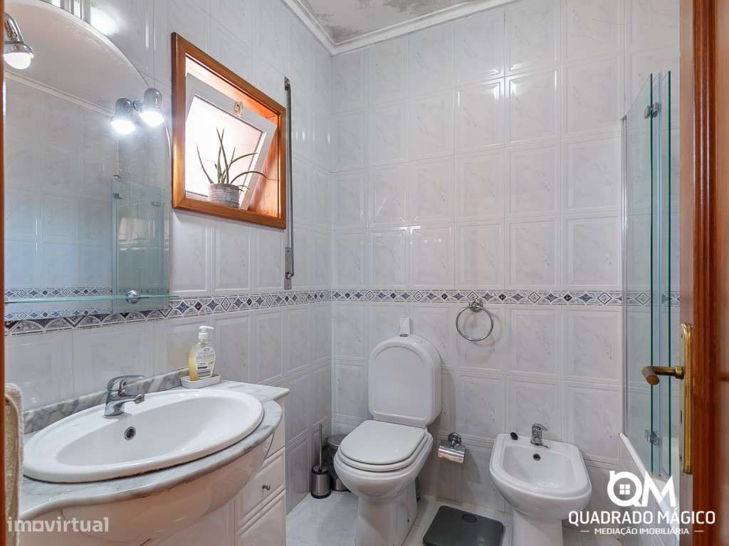 Fantástica Moradia T3 com Jardim, Churrasqueira e Garagem para 2 Ca...-32