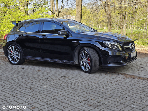 Mercedes-Benz GLA 45 AMG 4-Matic - 6