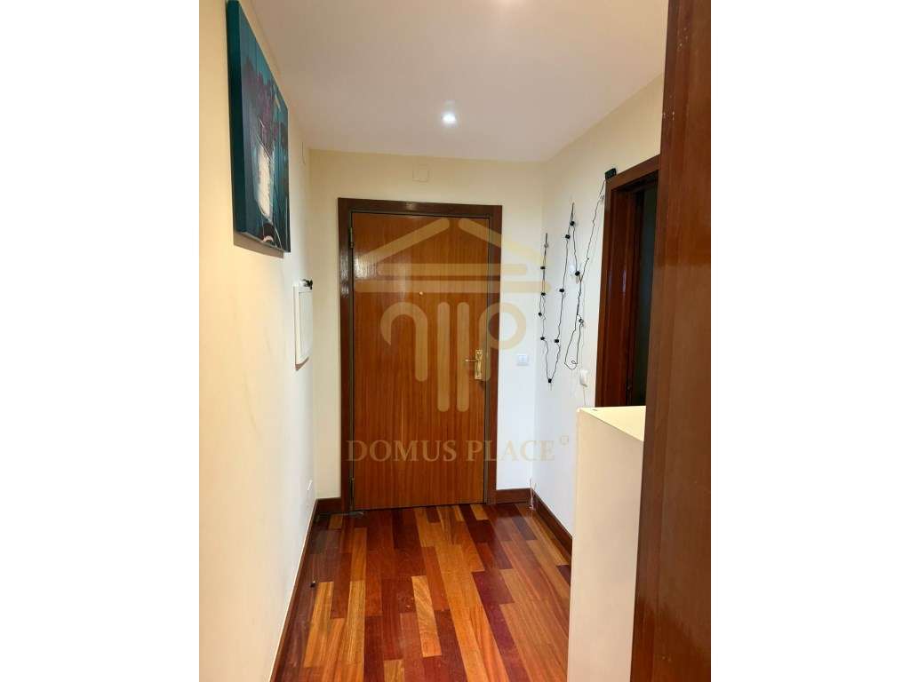 OPORTUNIDADE T1 EM LOCALIZAÇÃO PREMIUM DE LEÇA DAPALMEIRA-3