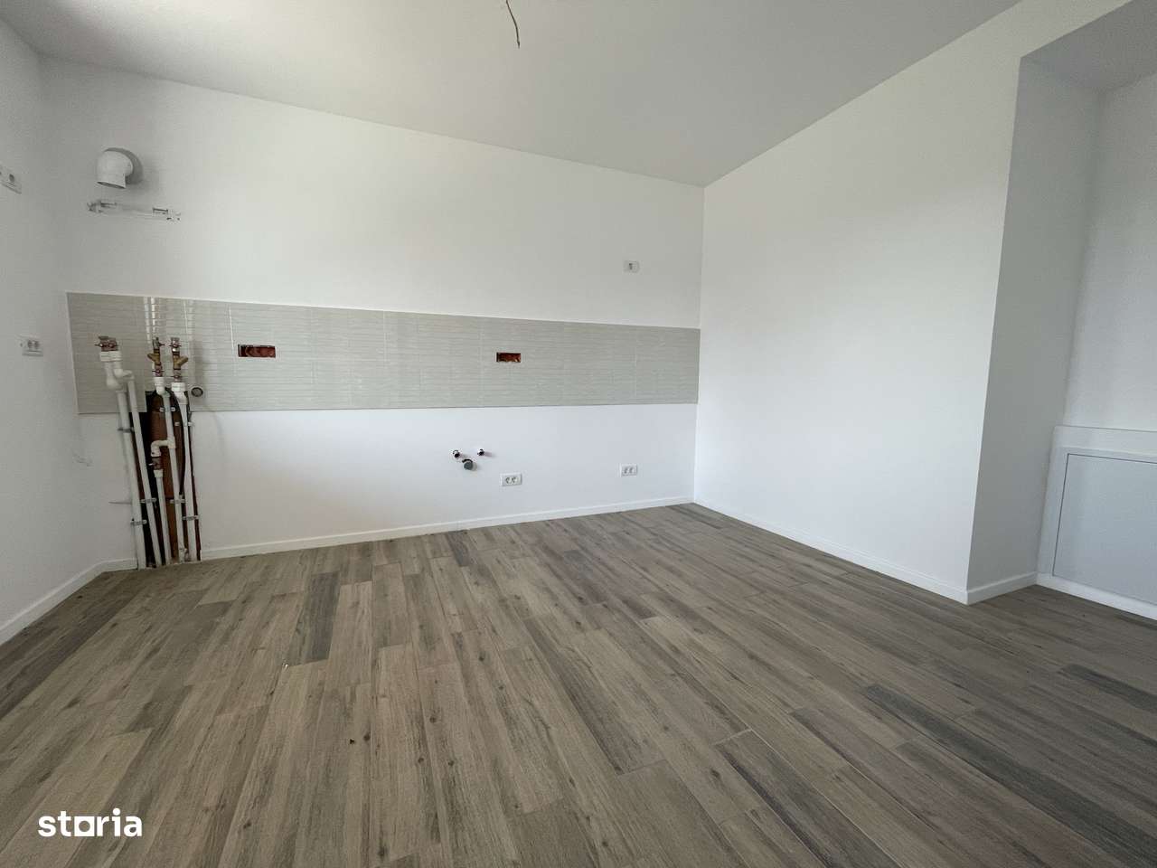 Imobiliare Domnesti - Case langa Padure  3 dormitoare 480m teren - Imagine principală: 4/12