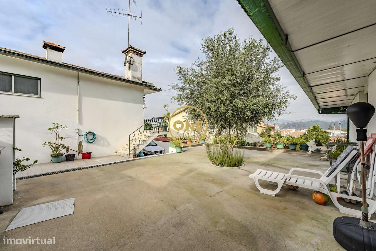 Moradia T1+ T3 em Vale S. Martinho - V.N. Famalicão-31