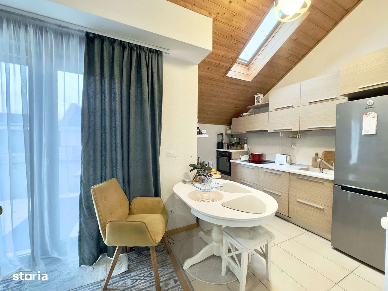 Dumbravita-Barcelona, 2 dormitoare, loc de parcare-1