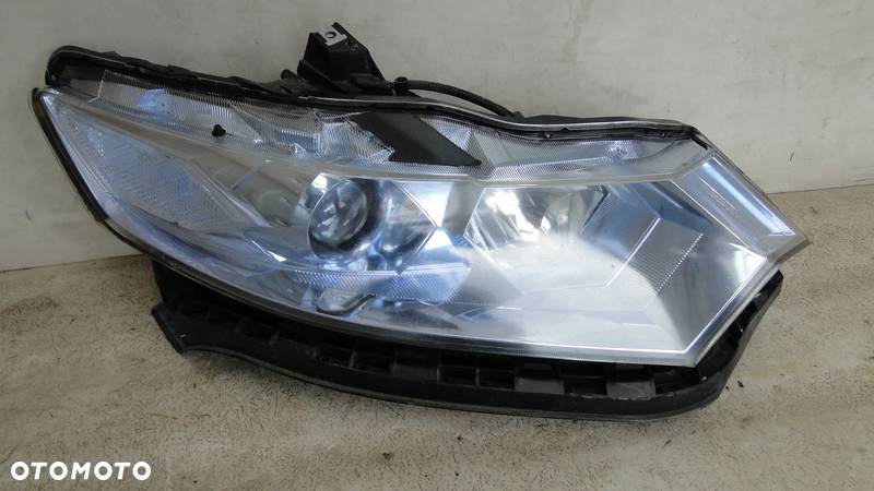 HONDA INSIGHT II 2 LAMPA PRAWA PRZÓD PRZEDNIA ŚLIZG 09-14r EUROPA - 1