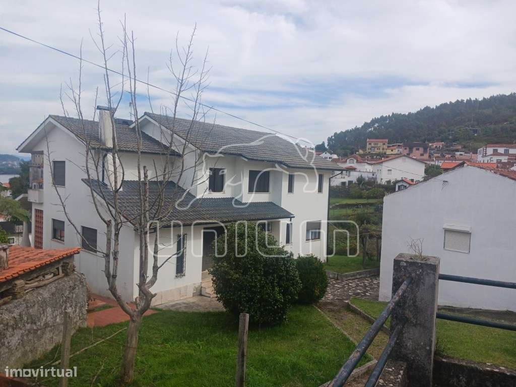 Propriedade com vista para o Rio Minho e Espanha-28