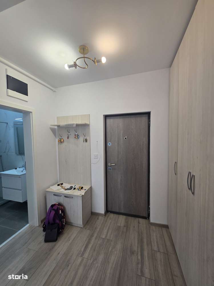 Apartament 2 camere Parcare | zona centrala | Bloc cu lift | - Imagine principală: 3/8