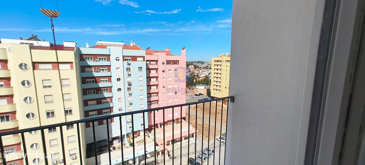 T3 Novo em Santa Marta do Pinhal com Parqueamento - Corroios-30