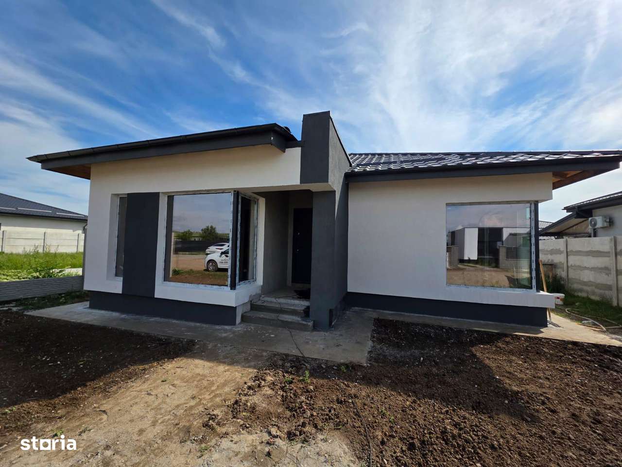 Casa de vanzare, 3 camere, 2 bai comuna BERCENI Ilfov NU se aplica TVA-2