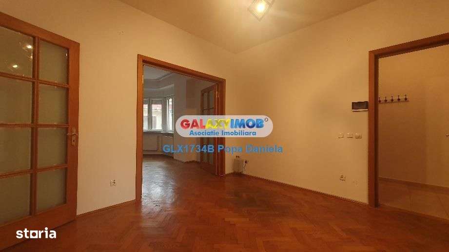 Vanzare apartament 4 camere -  Victoriei Str. Occidentului - Imagine principală: 5/19