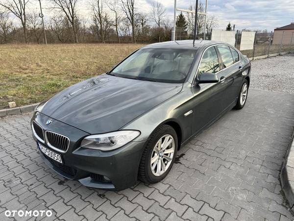 BMW Seria 5 530d xDrive Luxury Line - 1