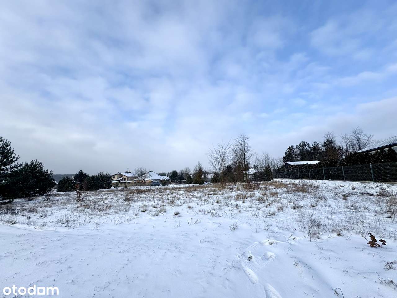 Atrakcyjna działka budowlana 1085 m² w Nowym Opolu-3