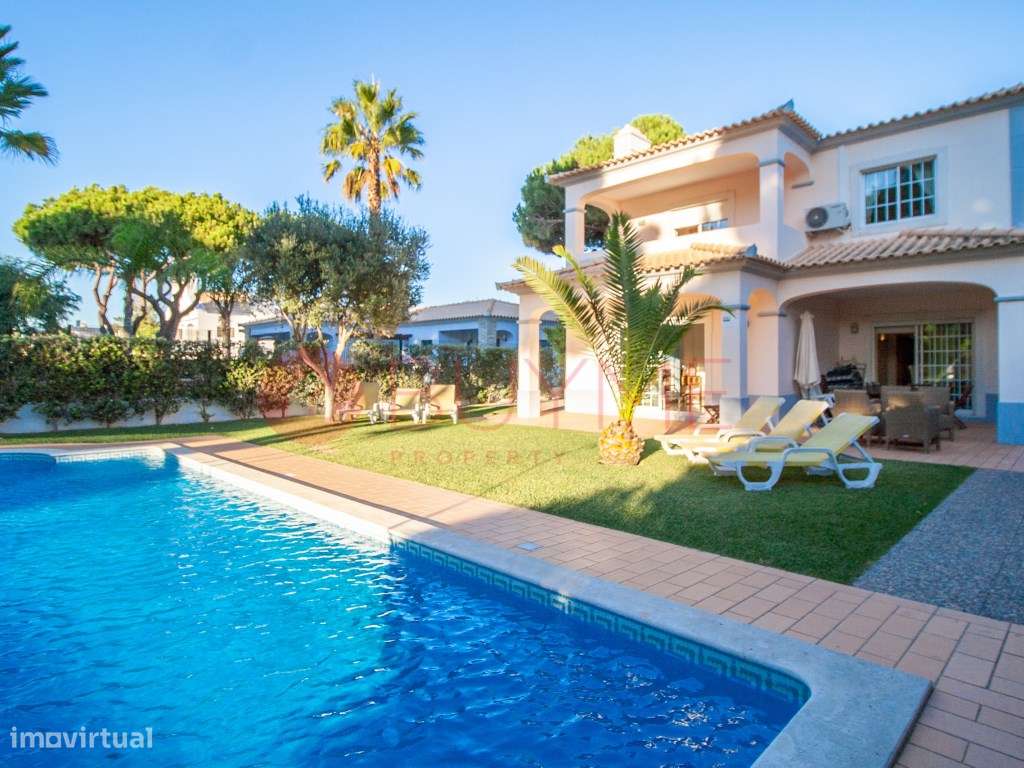 Moradia T4 em Vilamoura com Vista Privilegiada sobre o Golfe - Grande imagem: 3/31